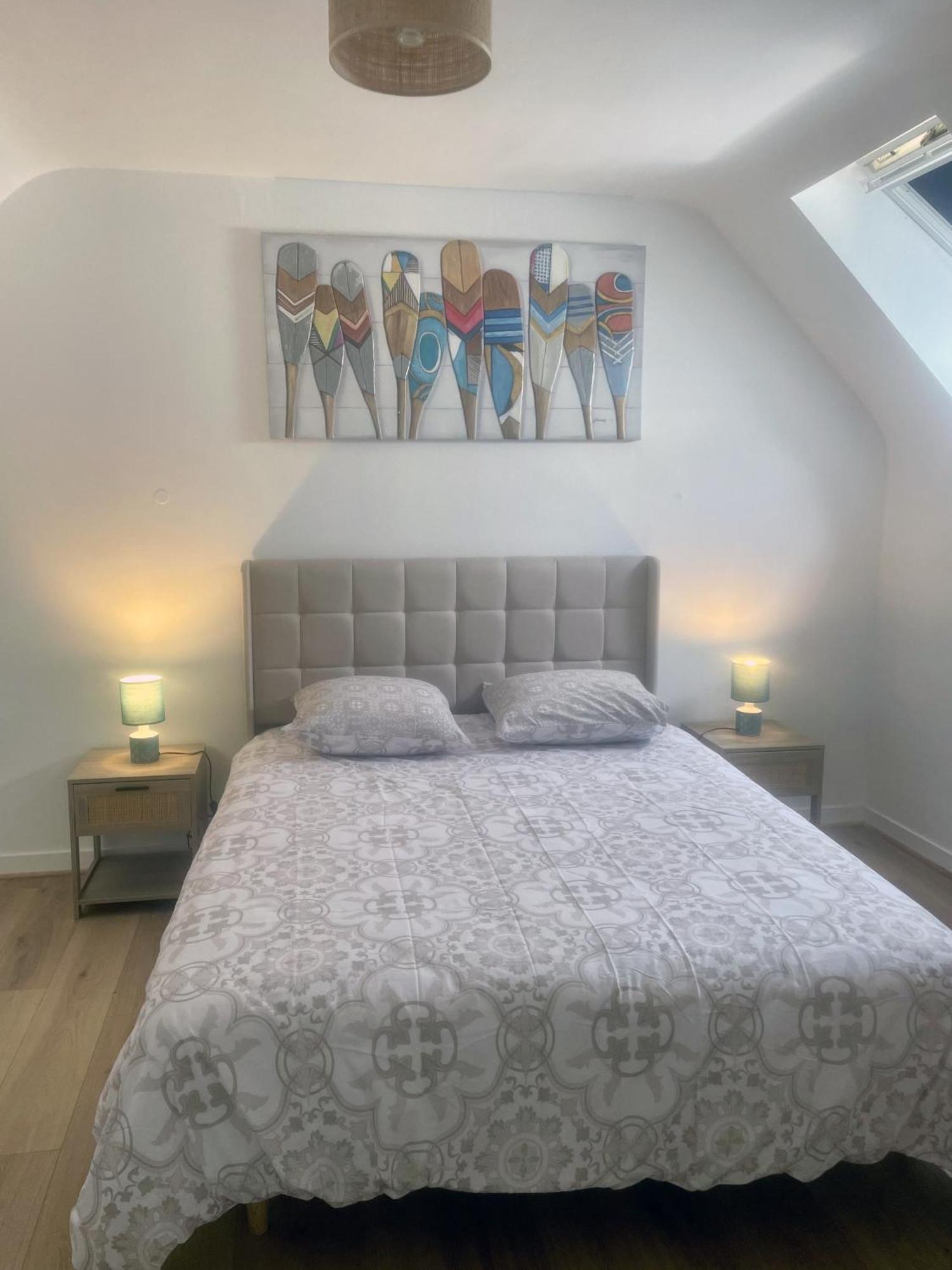 Gite Milin A Sizun Hebergement Confortable Pour 7 Pers Exterior photo