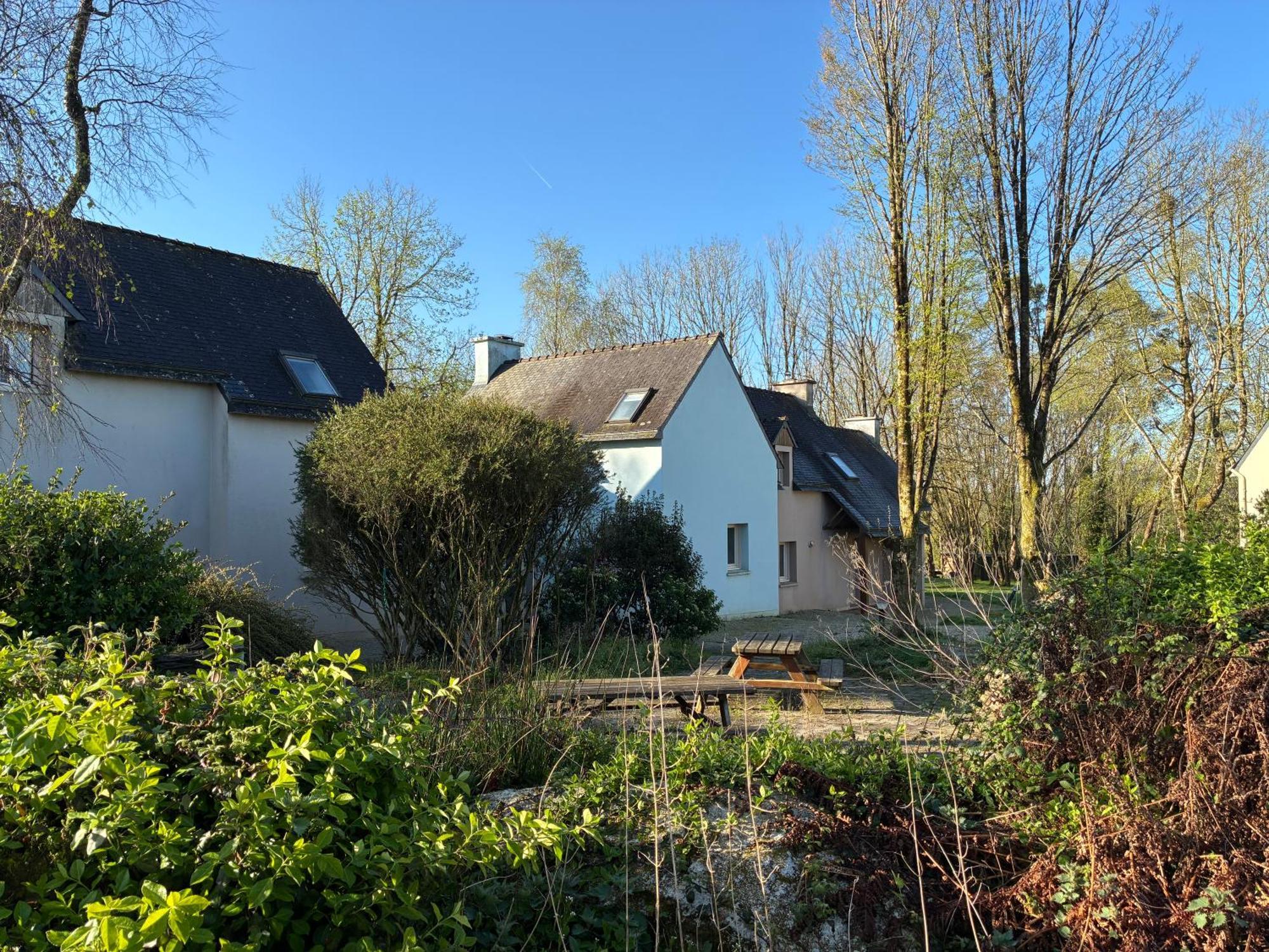 Gite Milin A Sizun Hebergement Confortable Pour 7 Pers Exterior photo